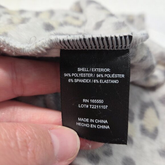 32 Degrees Heat Sleepwear Small / Medium Leopard Gray Cozy Longsleeve Nightgown - Picture 10 of 12